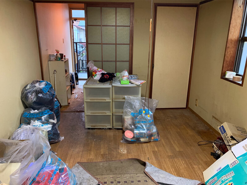 静岡県三島市のアパート（遺品整理）居室 ビフォー